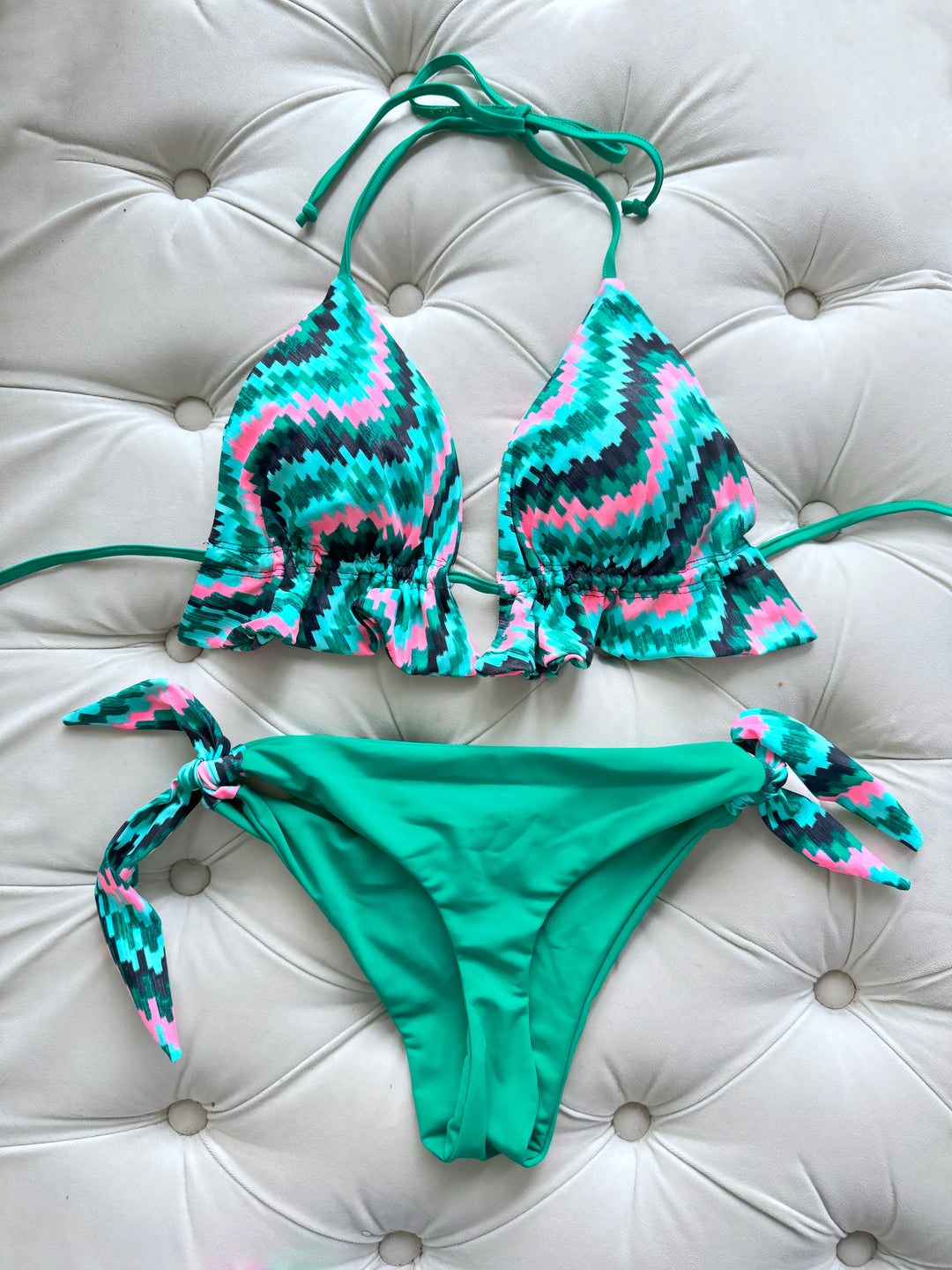 TOP PIA RETRO + BOTTOMS AMARRAS RETRO A ELECCIÓN