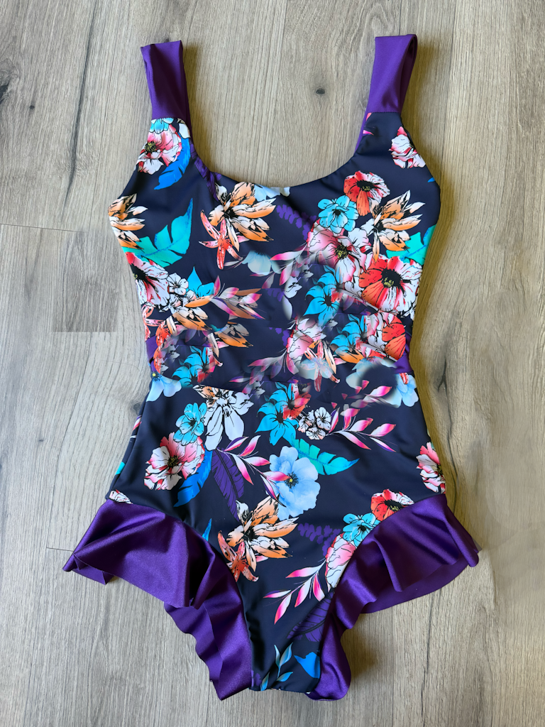 TRAJE DE BAÑO QUEEN BEE ESTAMPADO A ELECCION