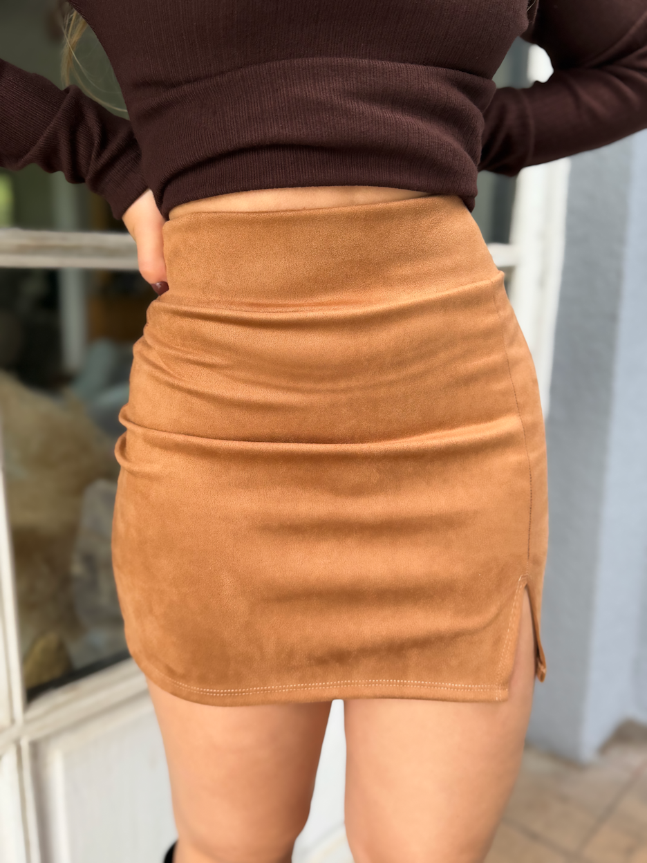 FALDA CLARKE SUEDE COLOR A ELECCION