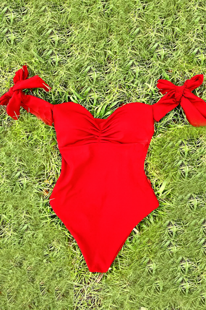 TRAJE DE BAÑO HIGH CUT AVANI COLOR  A ELECCION 