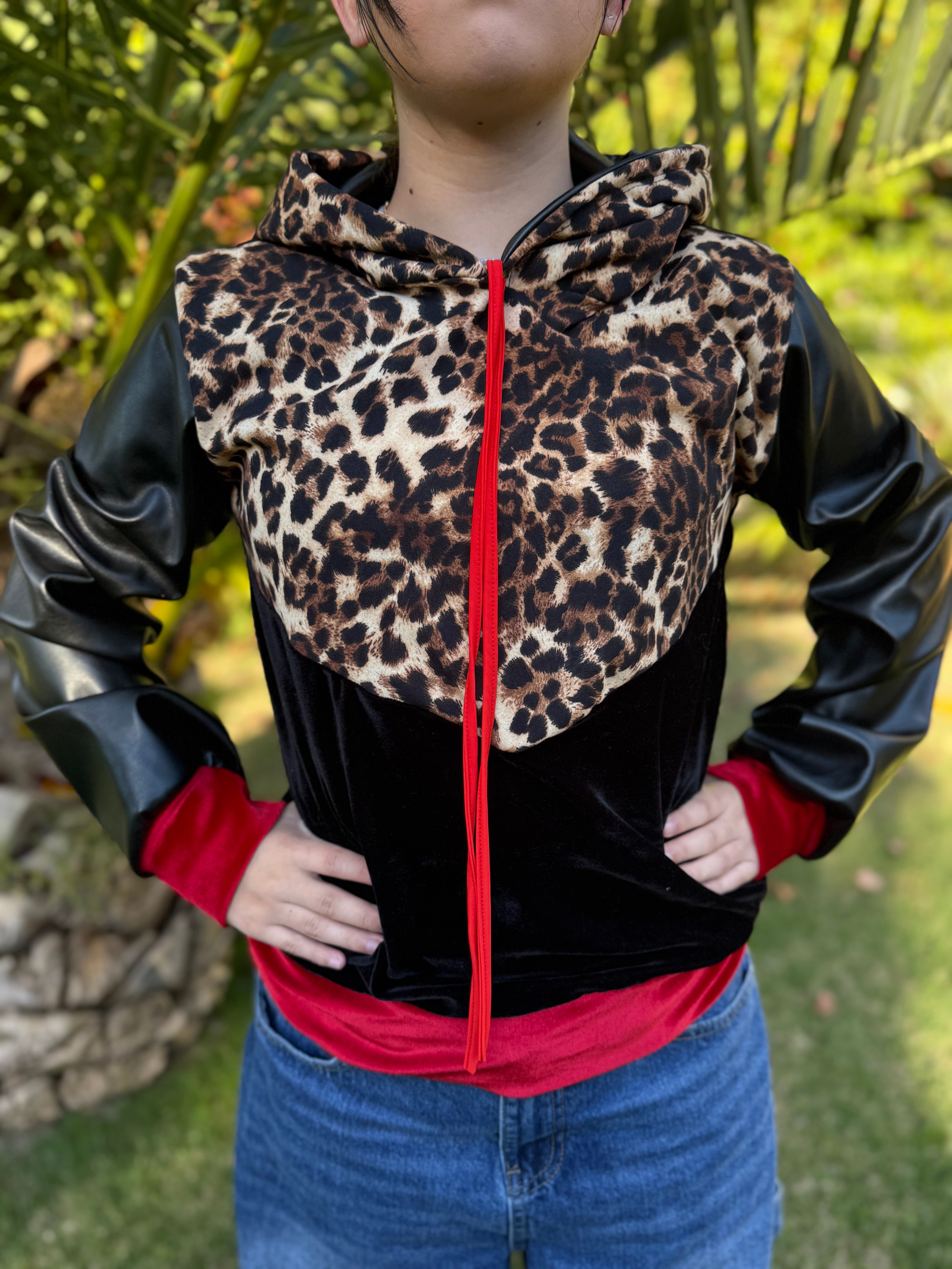 POLERON ROCK LEOPARD