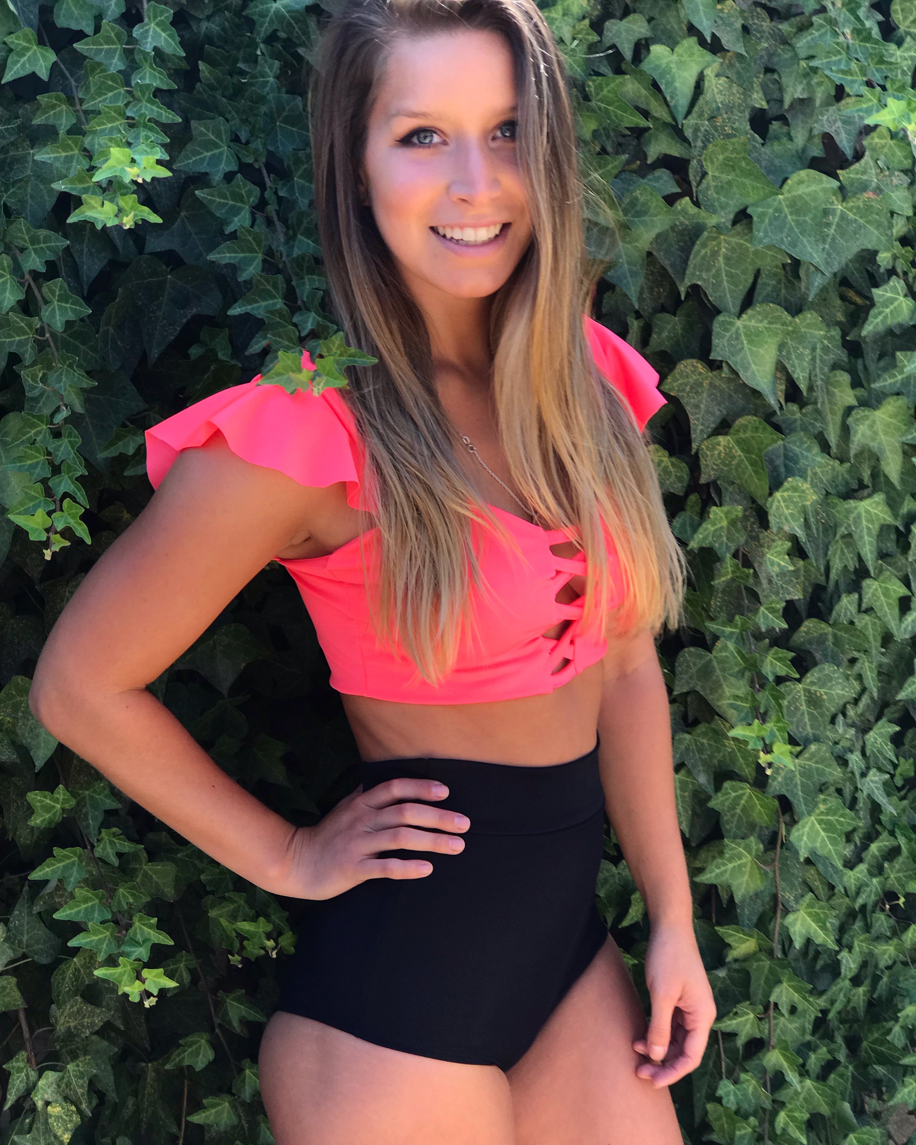 TOP CROSS VUELITOS COLOR A ELECCION + BOTTOMS BLACK A ELECCION