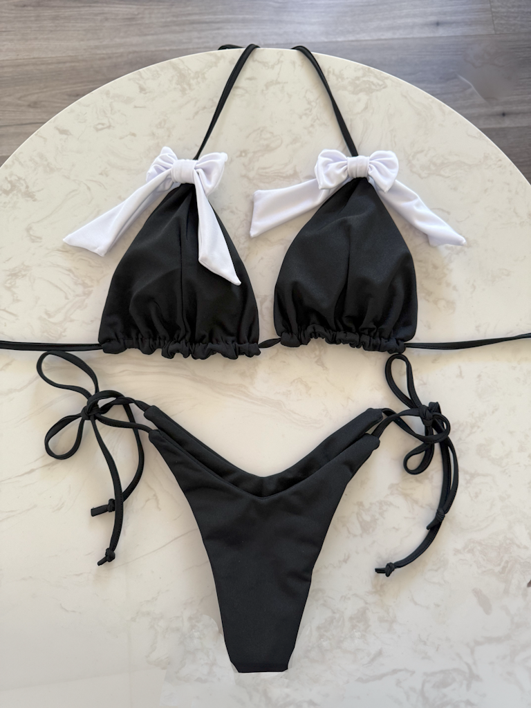 TOP TRIÁNGULO MOÑOS + MINI CULOTTE AMARRAS COLOR A ELECCION