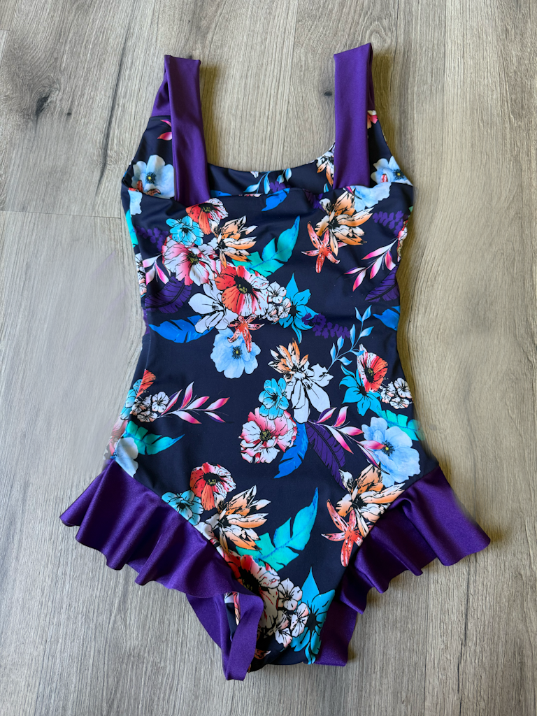 TRAJE DE BAÑO QUEEN BEE ESTAMPADO A ELECCION