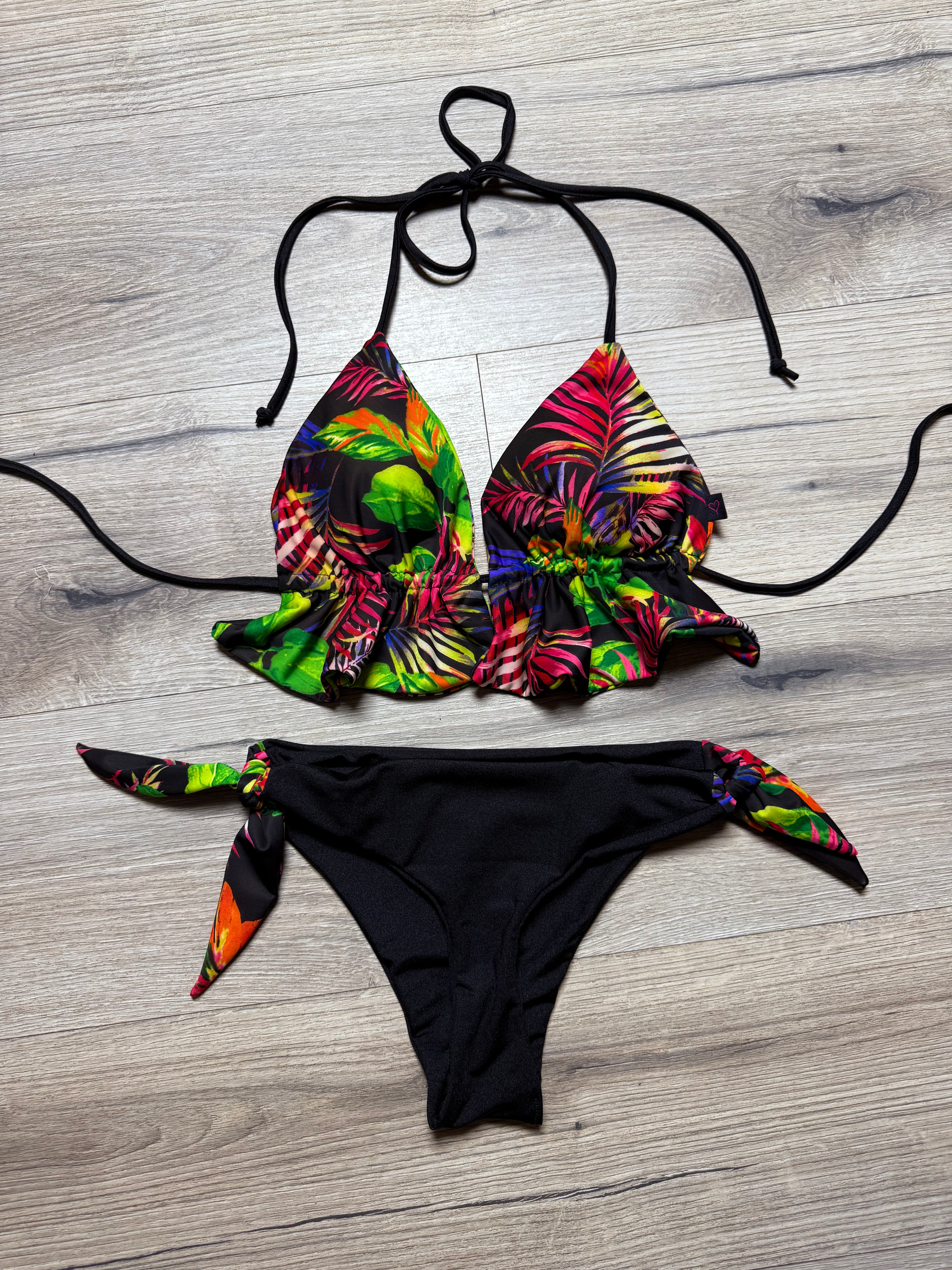 TOP PIA ESTAMPADO A ELECCION  + BOTTOMS AMARRAS ESTAMPADO A ELECCION