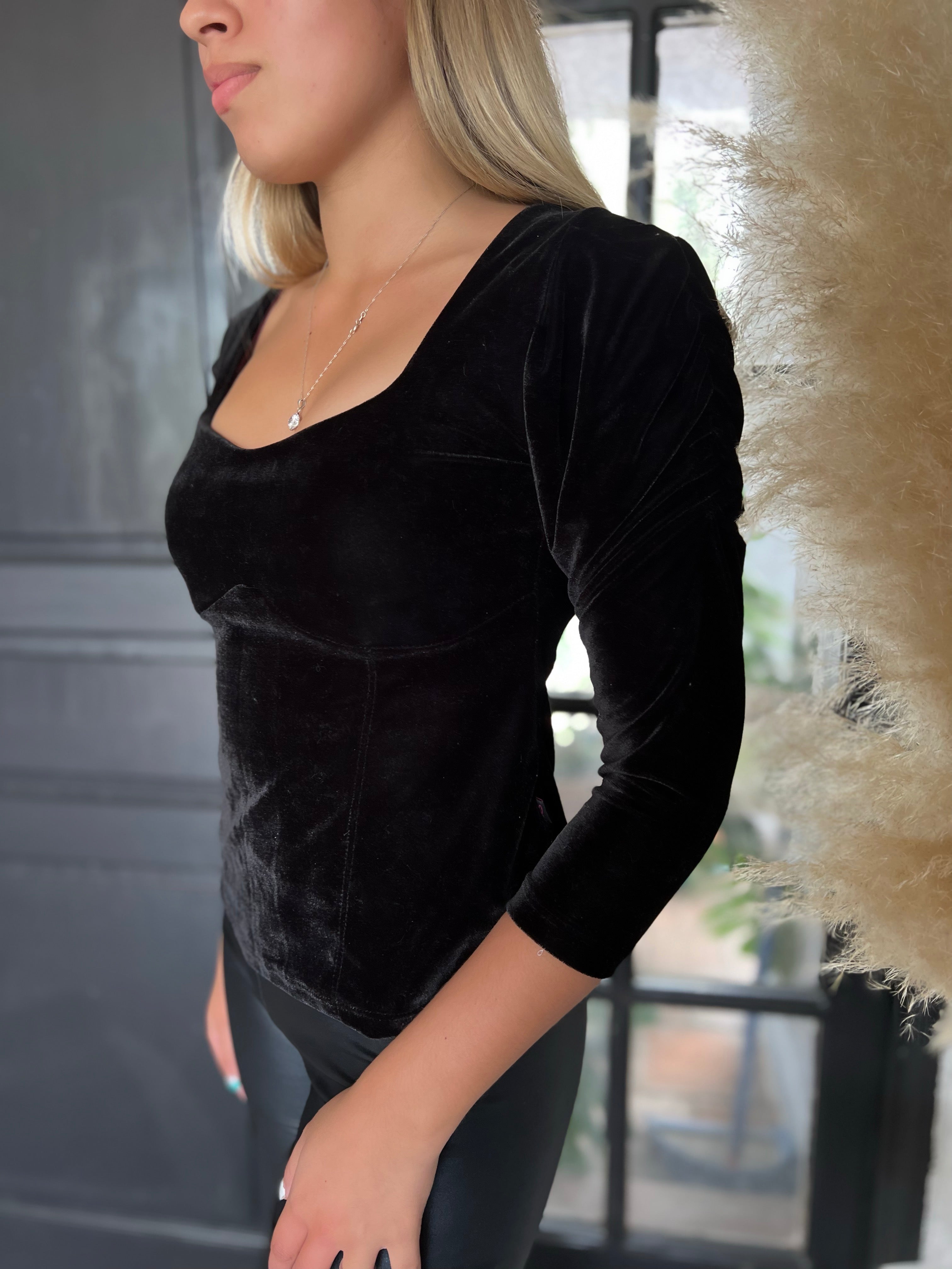 TOP VICTORIANO VELVET COLOR A ELECCION