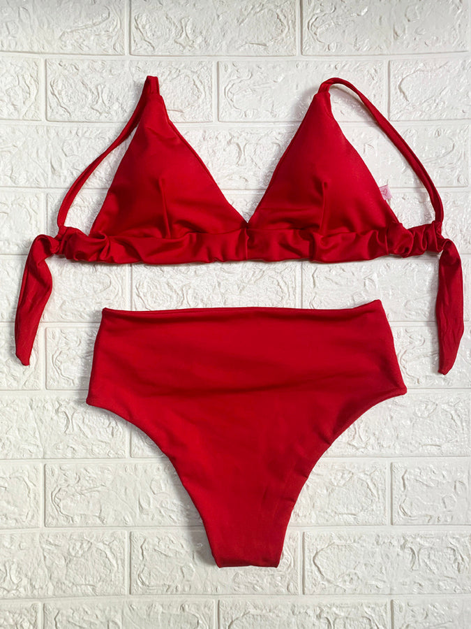 TOP NIKY COLOR A ELECCION + BOTTOMS VINTAGE SIN PRETINA COLOR A ELECCIÓN