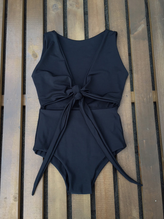 TRAJE DE BAÑO KYLIE COLOR A ELECCION 